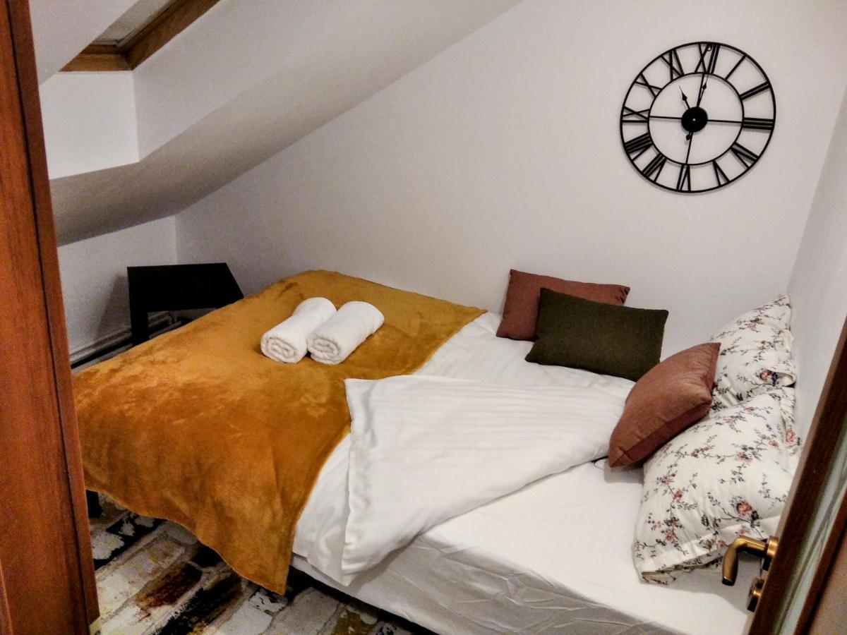 Lovely Central Apartment บราชอฟ ภายนอก รูปภาพ