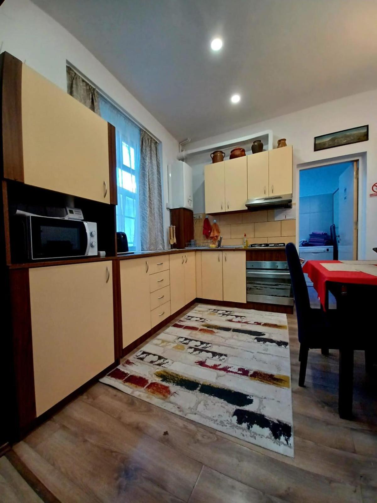 Lovely Central Apartment บราชอฟ ภายนอก รูปภาพ